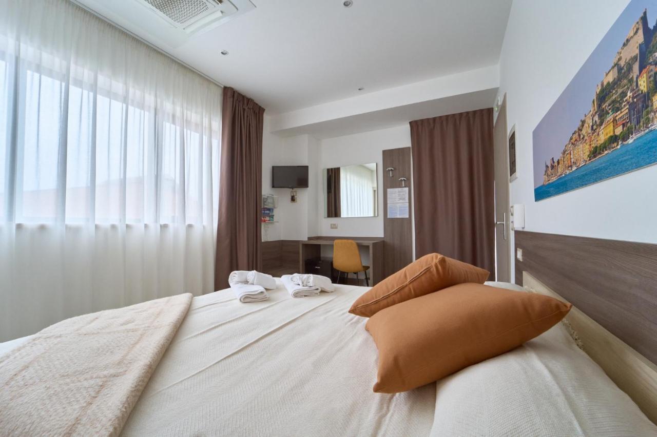 Firmafede Guest House Sarzana Zewnętrze zdjęcie